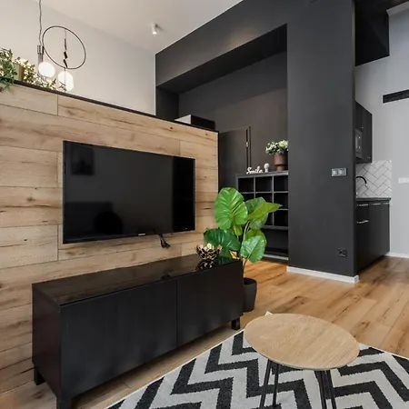 Appartement E32 - Oktogon Panorama Suite - Best Location - By Bqa *