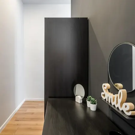 Appartement E32 - Oktogon Panorama Suite - Best Location - By Bqa *