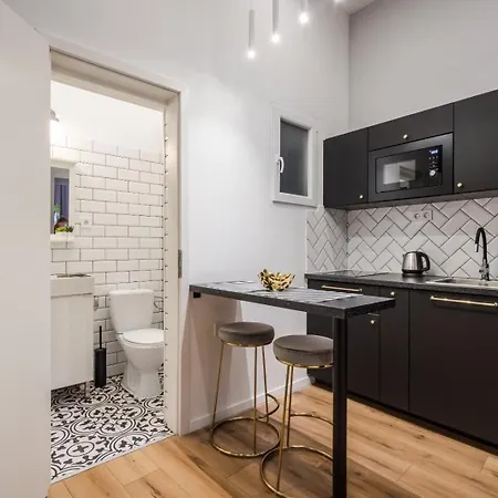 E32 - Oktogon Panorama Suite - Best Location - By Bqa Appartement Budapest