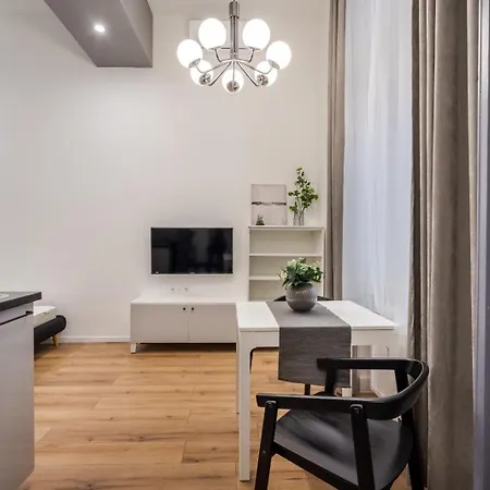 Lägenhet E32 - Oktogon Panorama Suite - Best Location - By Bqa *